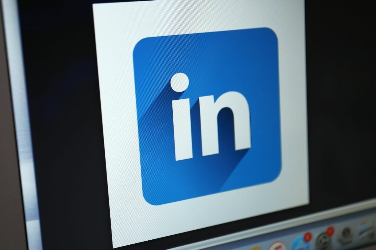 how to use linkedin in your business